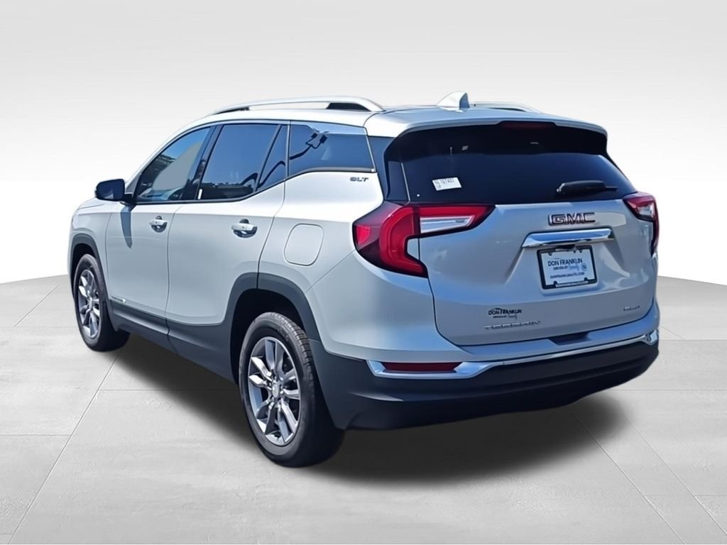 Used 2022 Silver GMC SLT image 7
