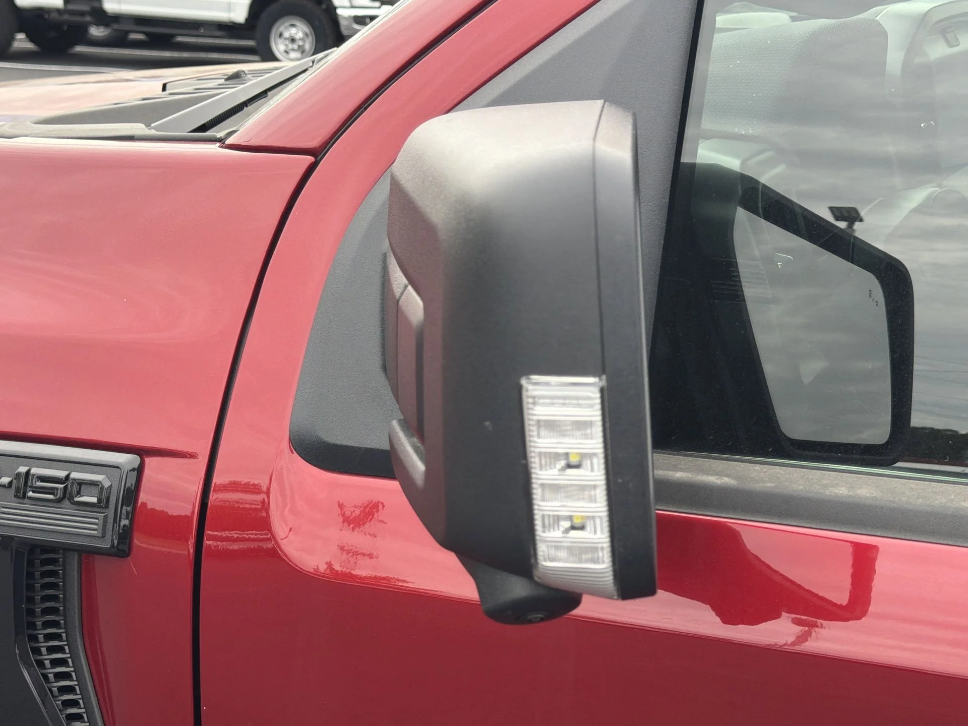 New 2026 Ruby Red Metallic Tinted Clearcoat Ford XLT image 38