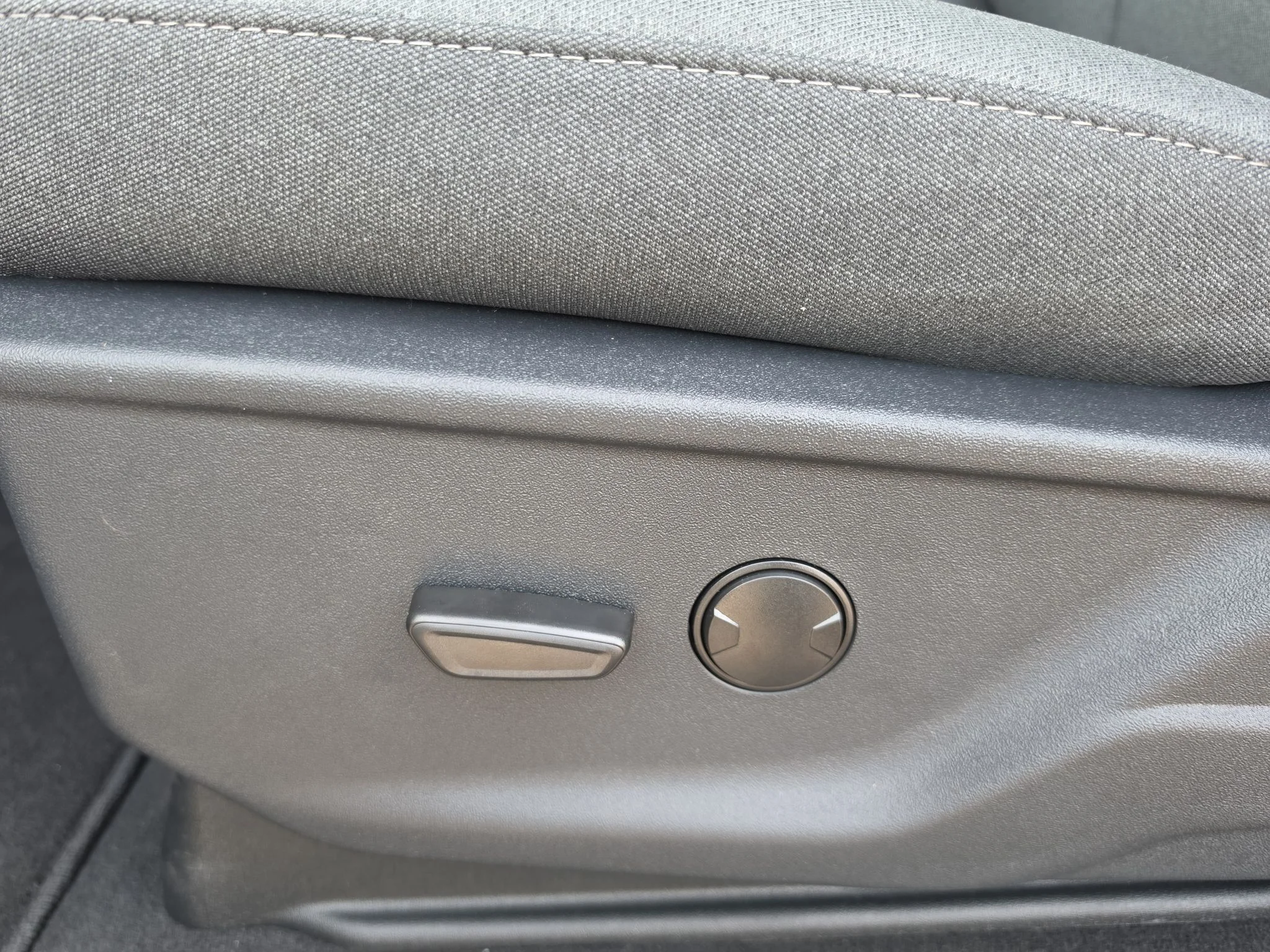New 2026 Agate Black Metallic Ford F-250® XLT image 12