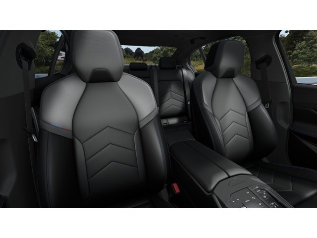 New 2027 Mineral White Metallic BMW  image 11