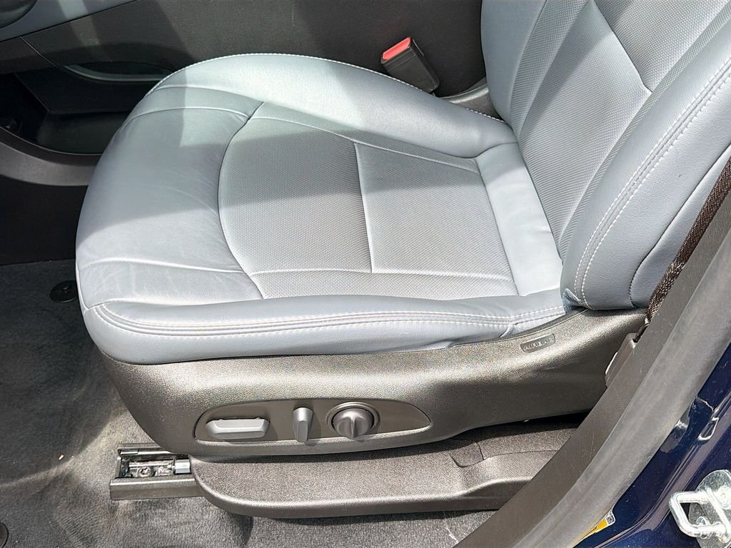 Used 2023 Emperor Blue Metallic Buick Essence image 18