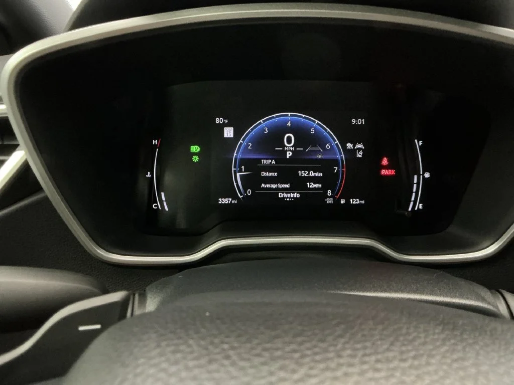 Used 2026 Ice Cap Toyota SE image 27