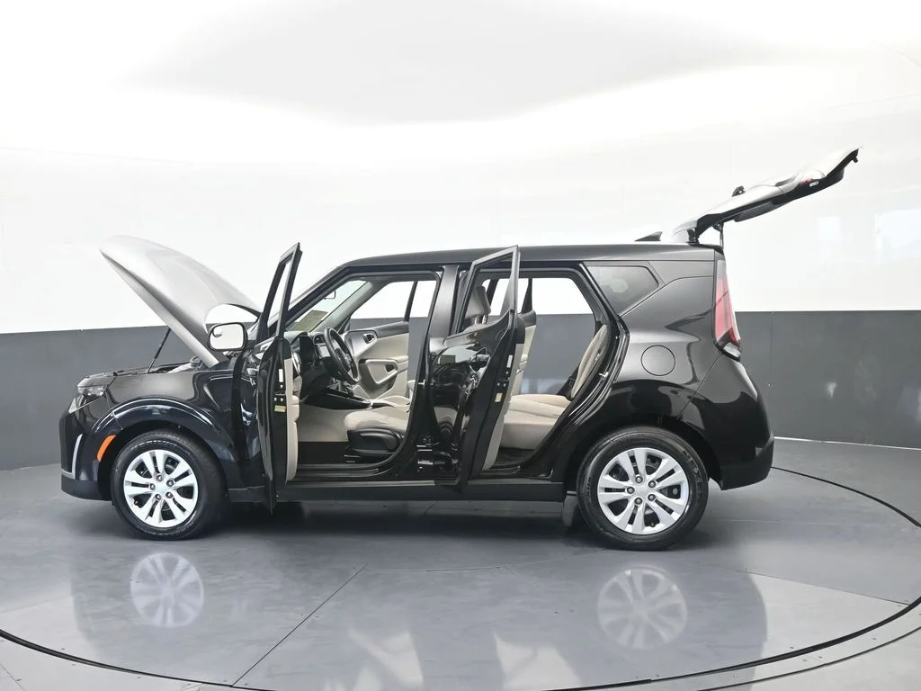 Used 2023 Fusion Black Kia LX image 60