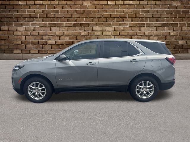 2024 Chevrolet Equinox LT photo 4