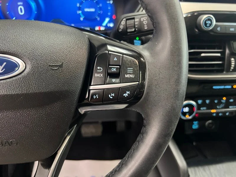 Used 2021 Gray Ford SEL image 26