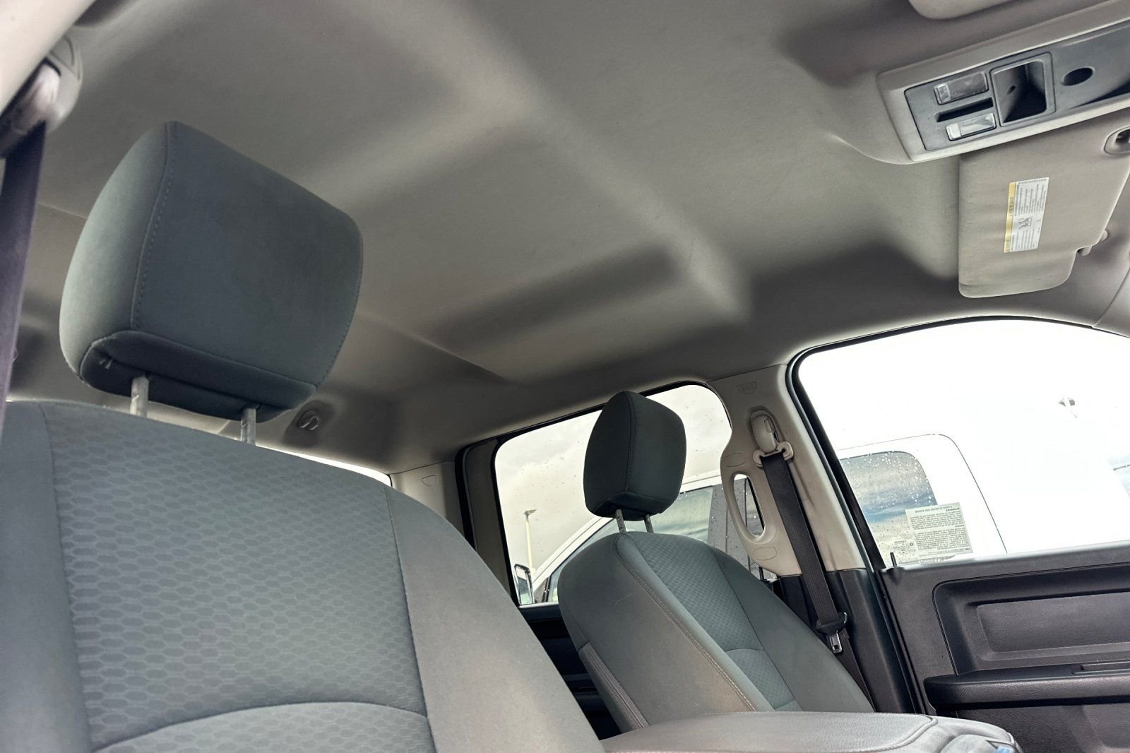 Used 2016 White Ram Express image 17
