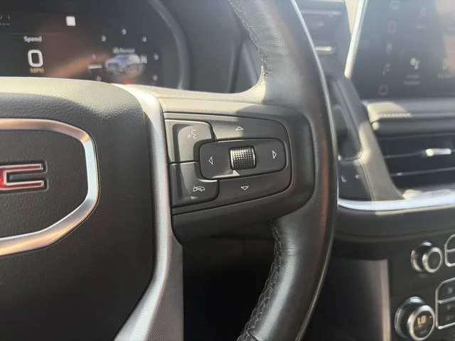 Used 2022 Black GMC SLE image 22
