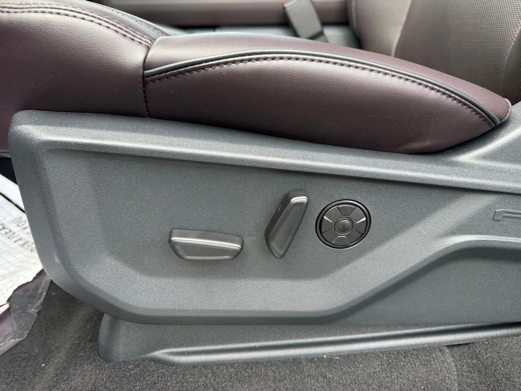 New 2026 Silver Ford Platinum image 19