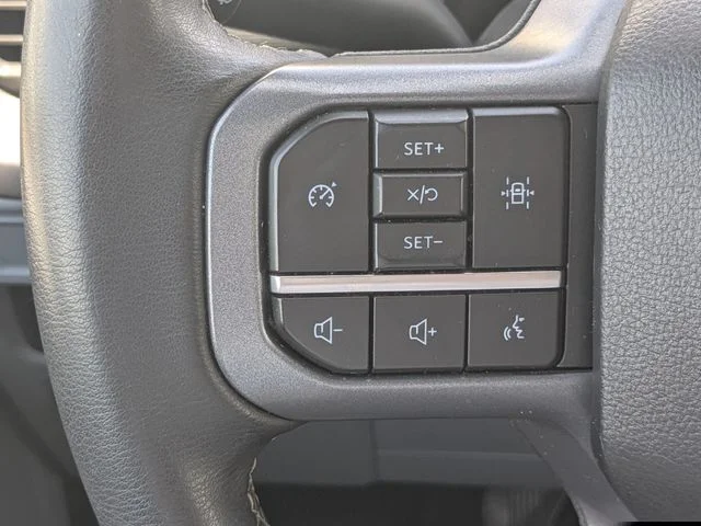 Certified Used 2025 Oxford White Ford XLT image 23