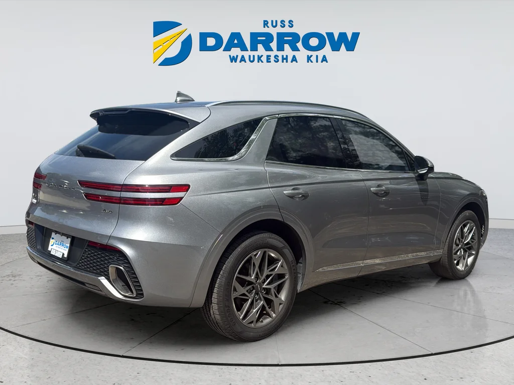 Used 2023 Silver Genesis 2.5T image 5