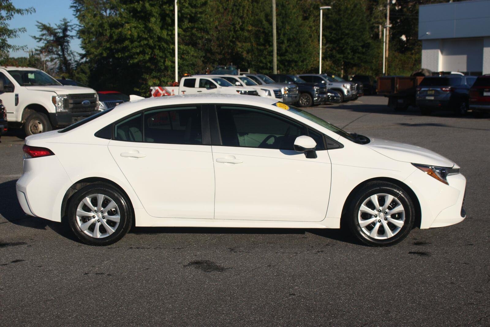 Used 2024 White Toyota LE image 8