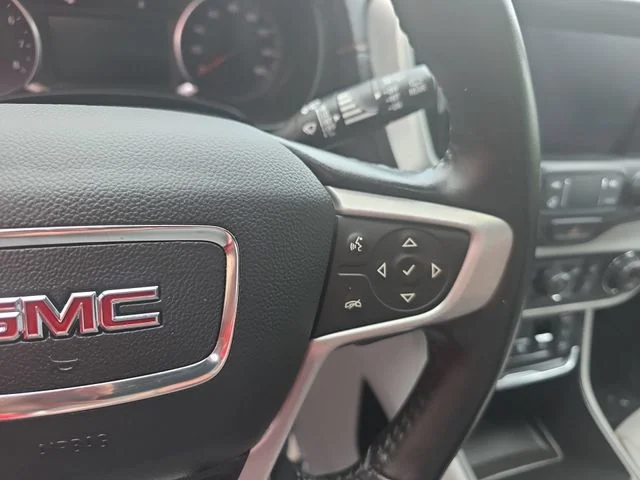Used 2020 White GMC SLT image 19