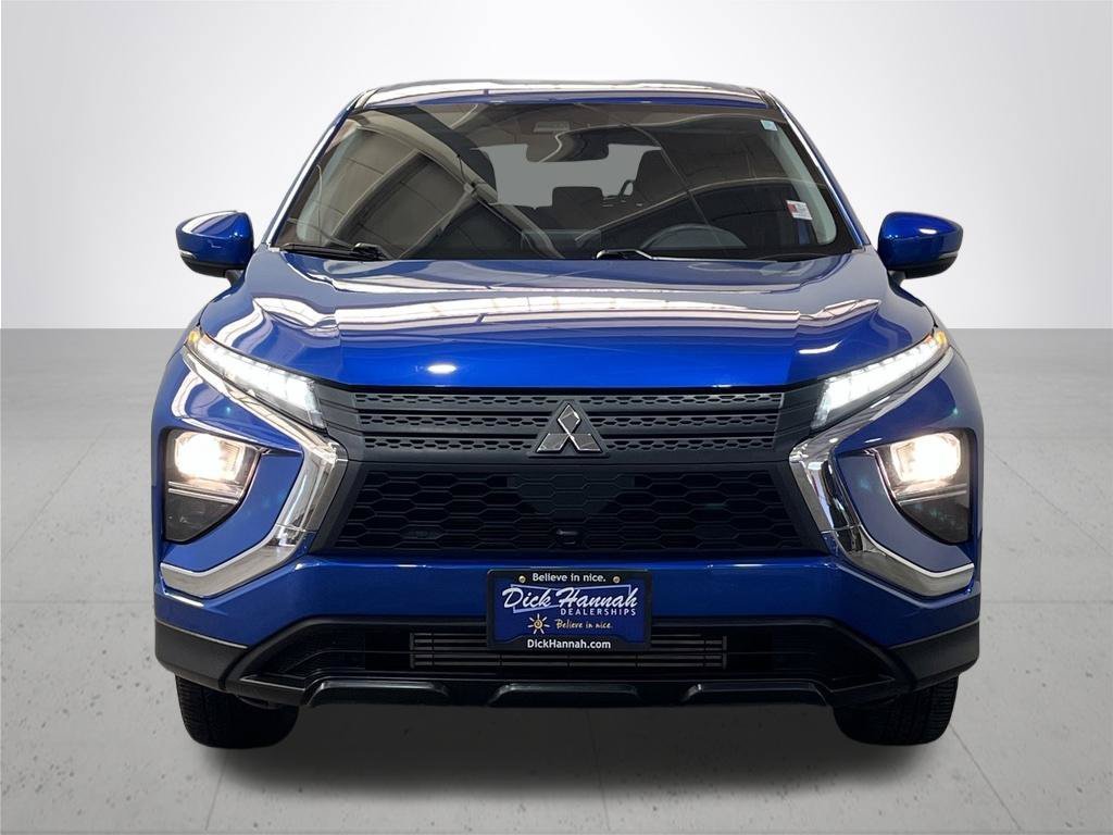 Used 2022 Octane Blue Metallic Mitsubishi ES image 4