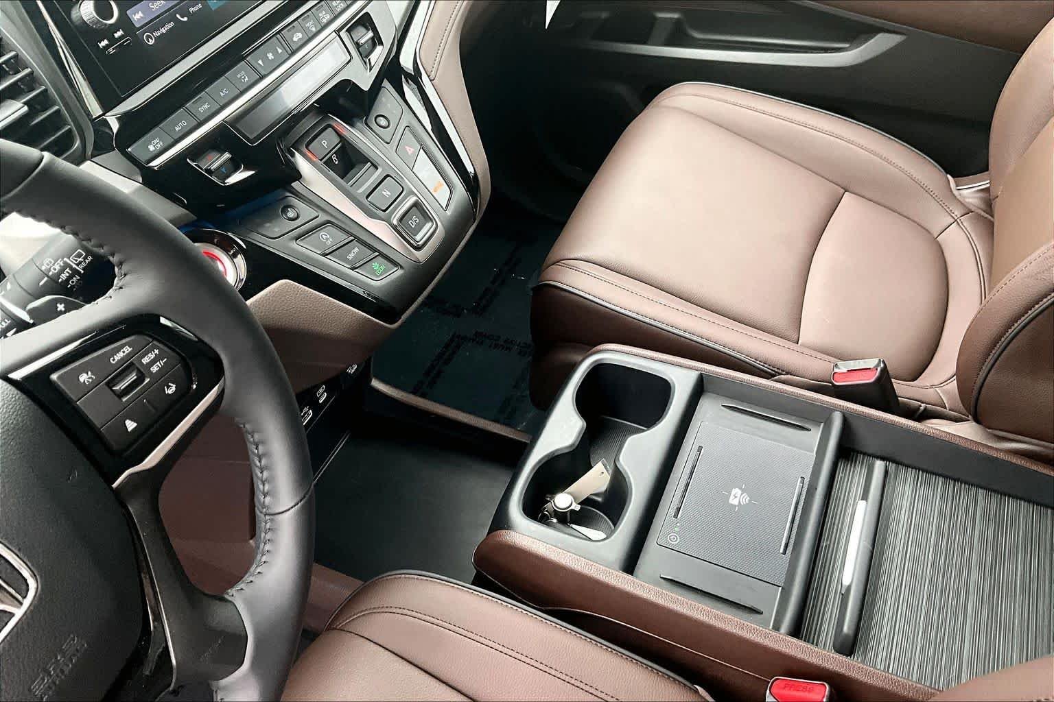 2026 Honda Odyssey Touring - Photo 17