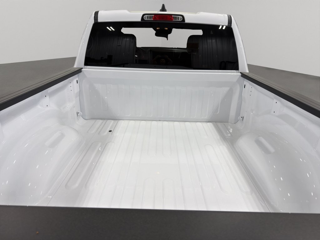 New 2026 Bright White Clearcoat RAM Tradesman image 8