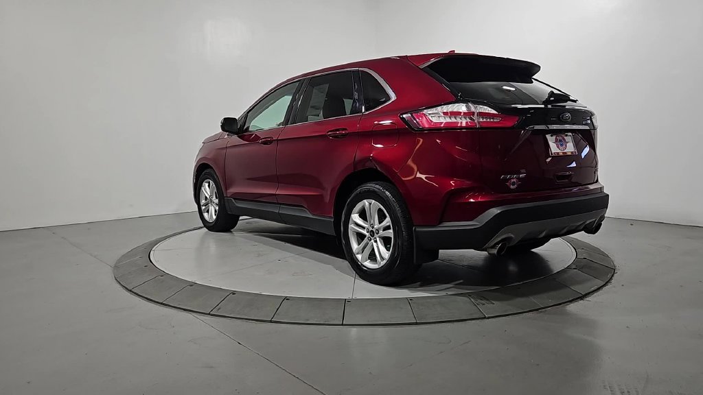 Used 2019 Ruby Red Metallic Ford SEL image 3