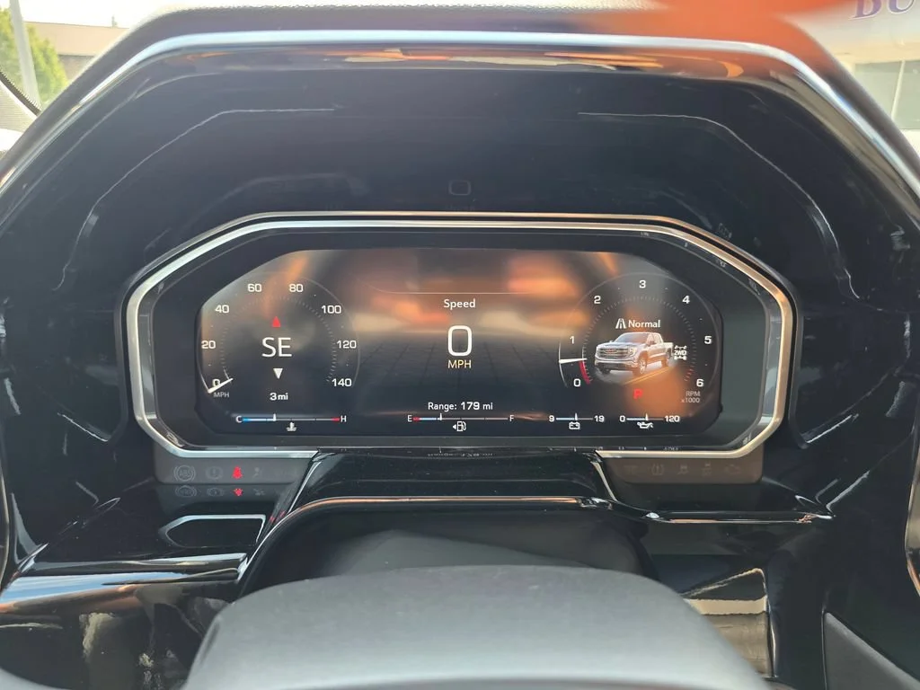 2026 GMC Sierra 1500 SLT - Photo 13