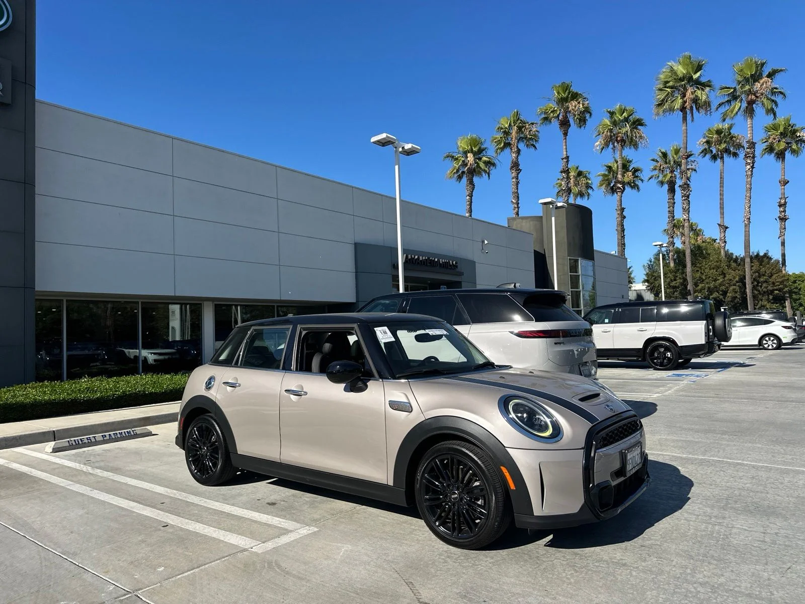 Used 2023 Rooftop Gray Metallic MINI  image 2