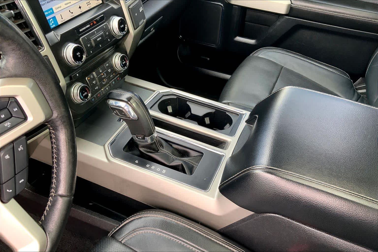 Used 2017 Oxford White Ford Lariat image 16