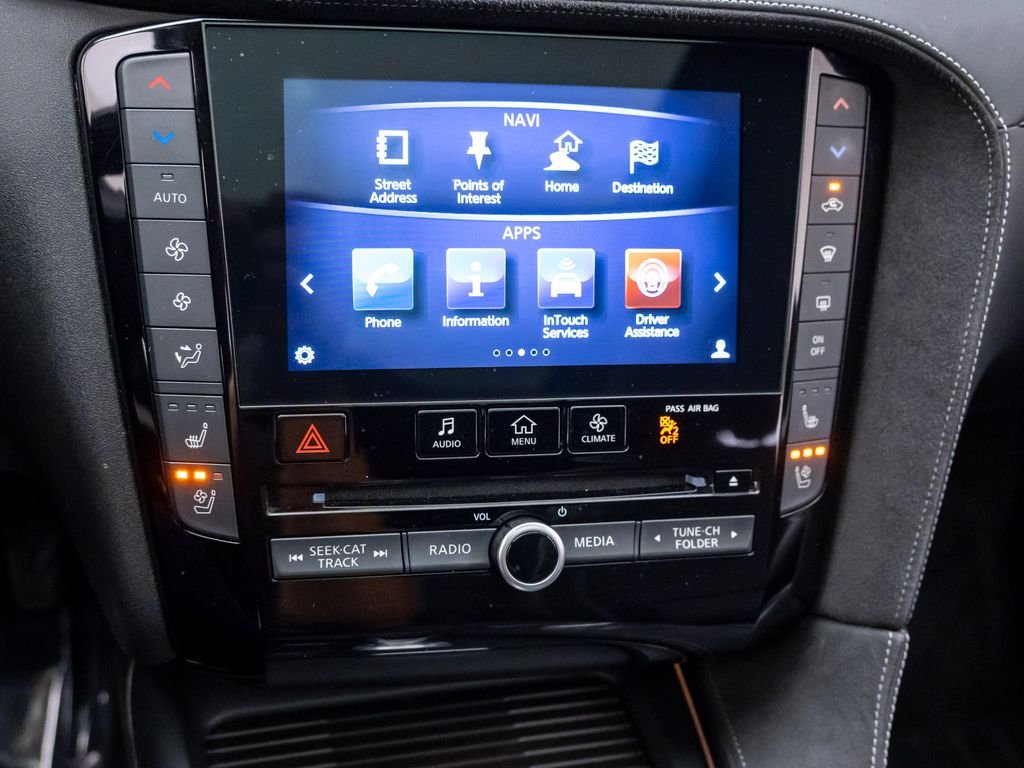 Used 2019 Black Obsidian INFINITI ESSENTIAL image 32