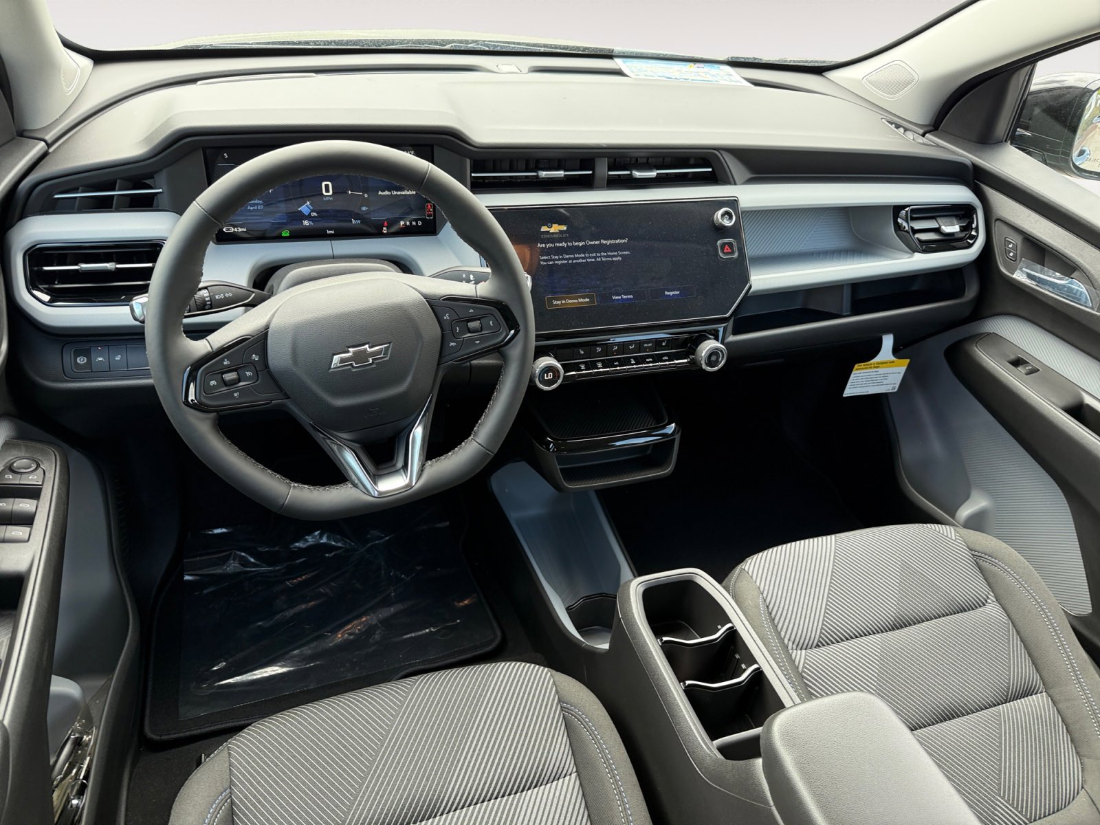 New 2027 Sterling Grey Metallic Chevrolet LT image 15