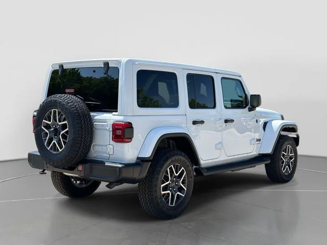 New 2026 Bright White Clear-Coat Exterior Paint Jeep Sahara image 4