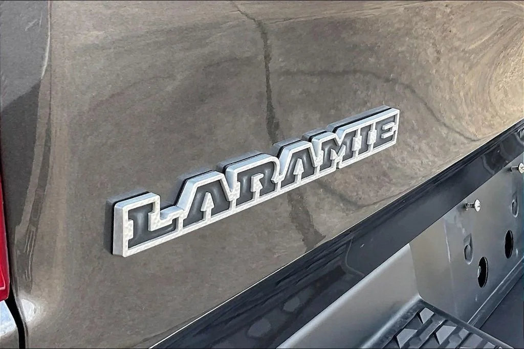 Used 2022  Ram Laramie image 25