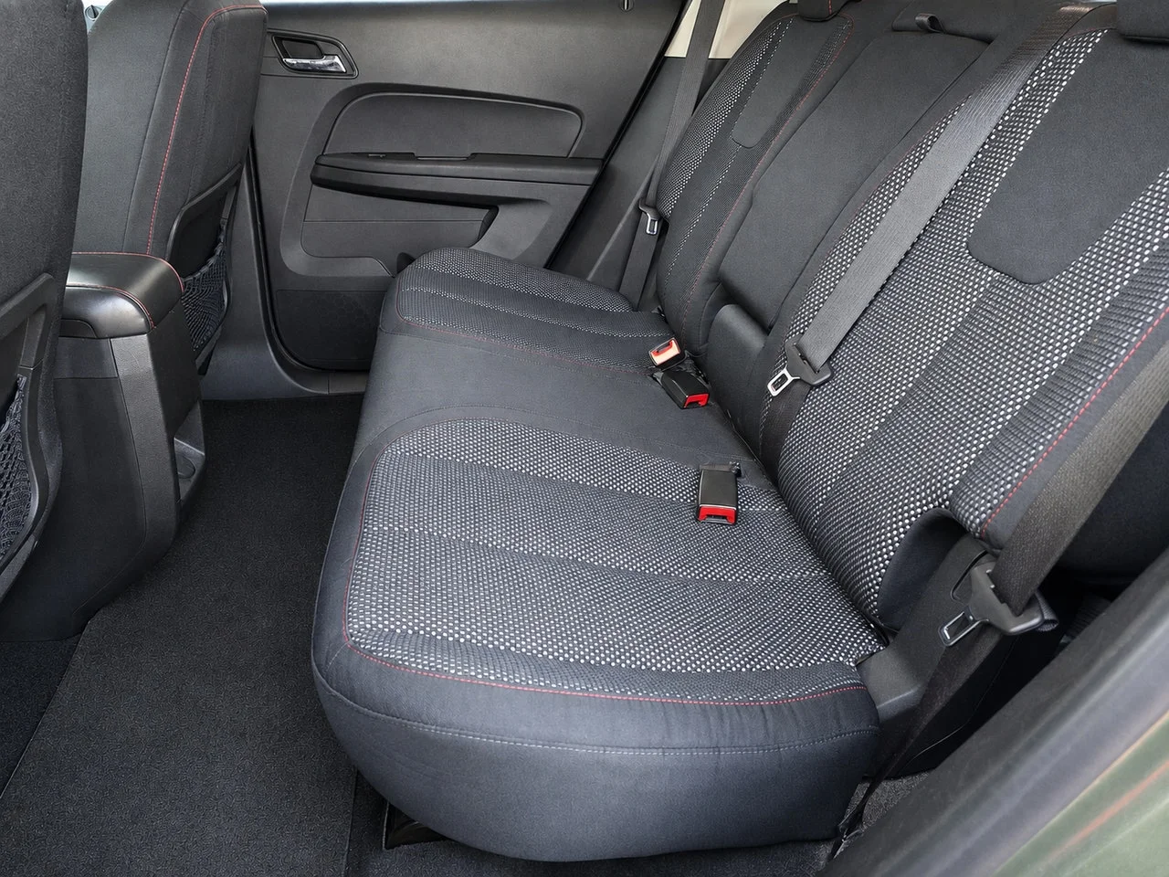 Used 2015 Sea Grass Chevrolet LT w/1LT image 30
