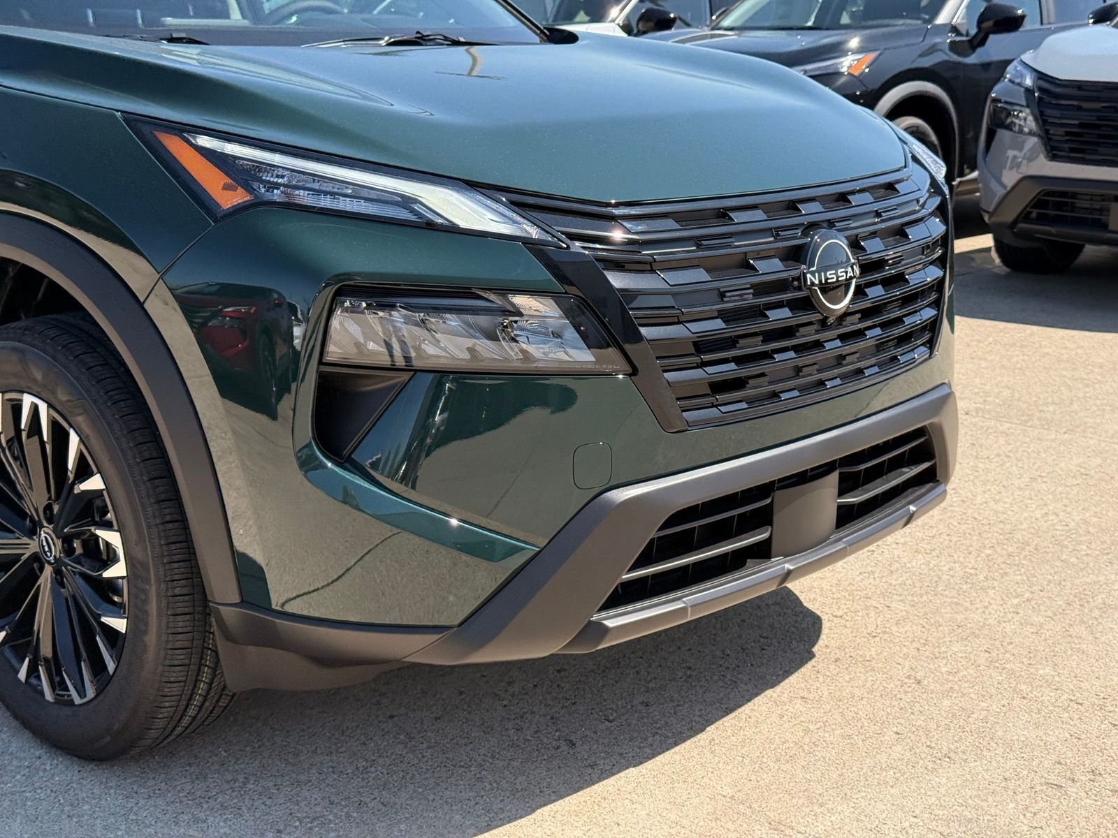 New 2026 Obsidian Green Pearl Nissan Dark Armor™ image 35