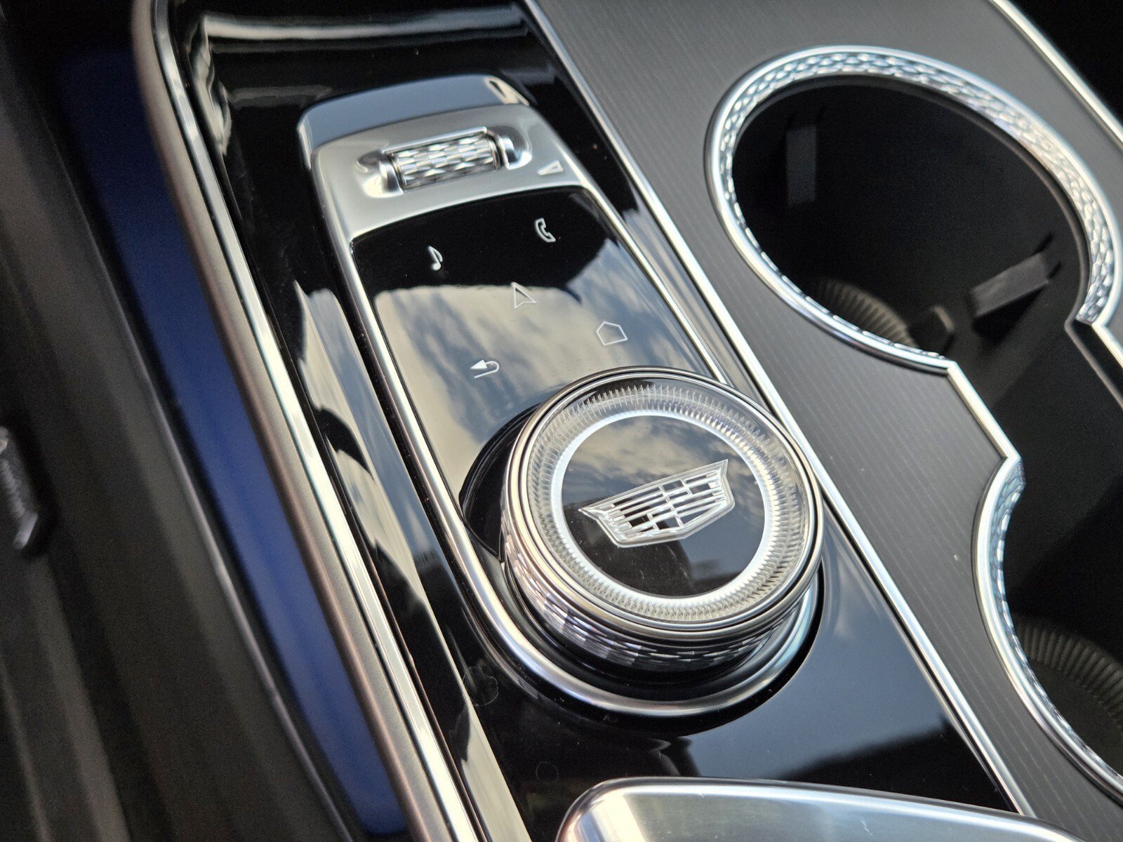 New 2026 Argent Silver Metallic Cadillac Premium Sport image 27