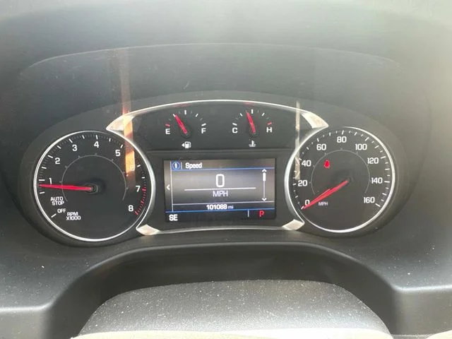 Used 2021 Gray GMC SLE image 39