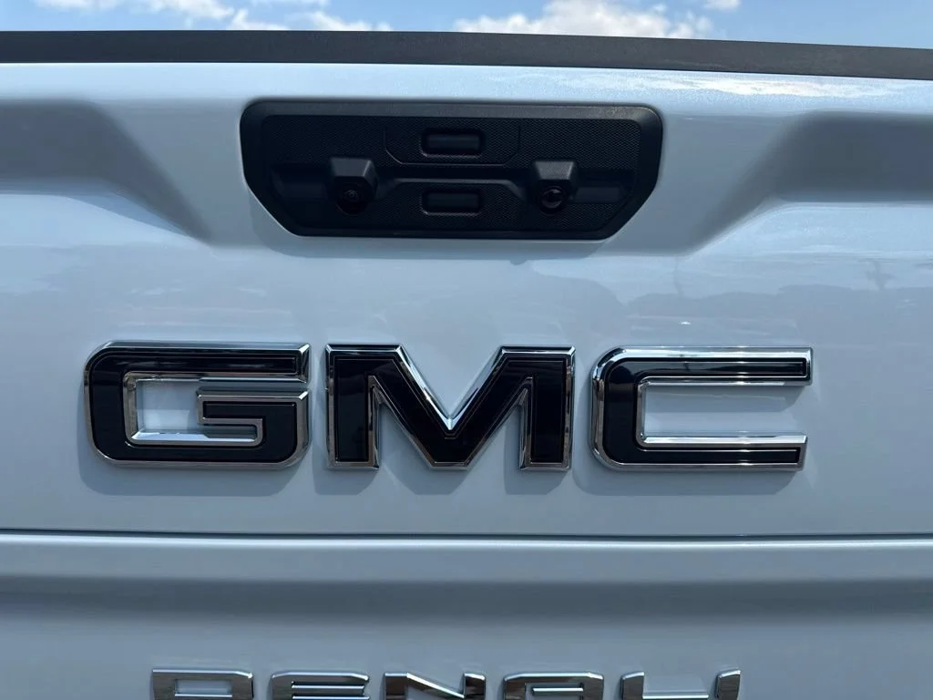 New 2026 Glacier White Tricoat GMC Denali Ultimate image 36