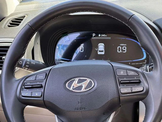 Used 2025 Ecotronic Gray Hyundai SEL image 19