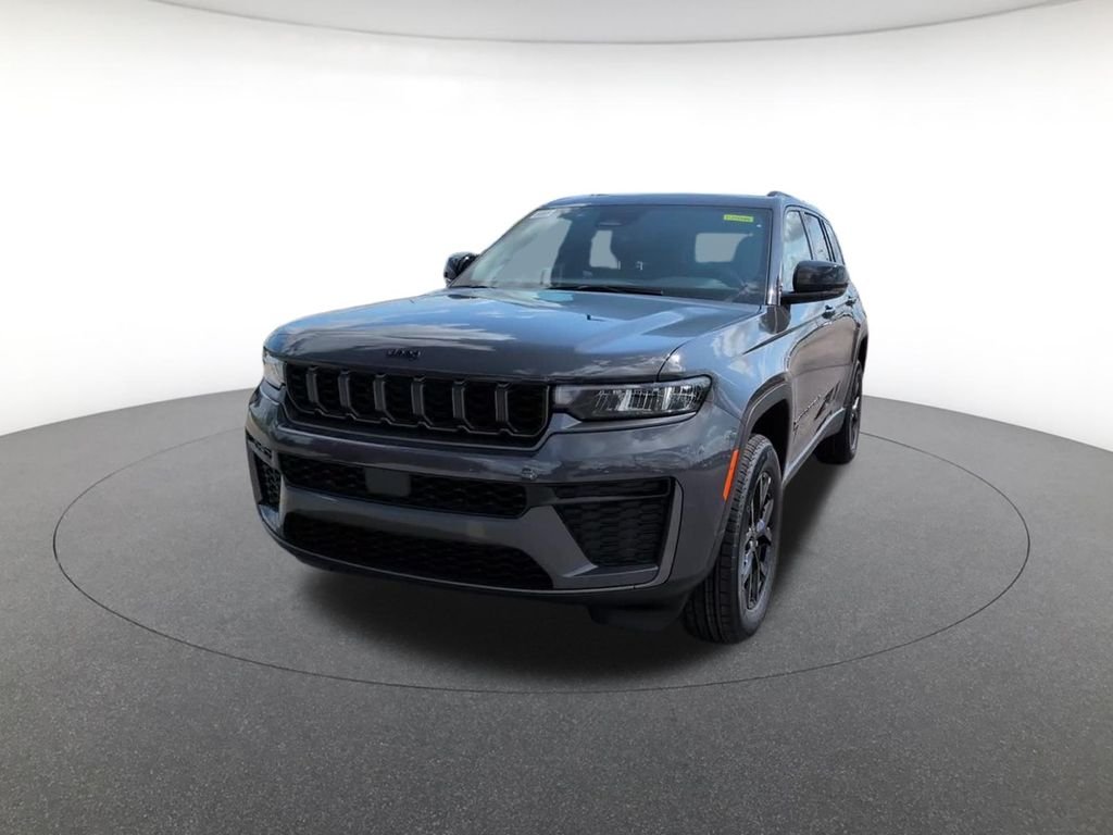 New 2026 Baltic Gray Metallic Clearcoat Jeep Altitude image 14