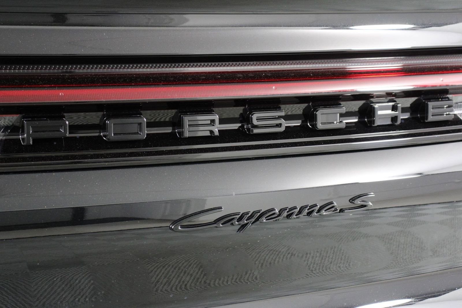 2026 Porsche Cayenne Coupe S E-Hybrid - Photo 22