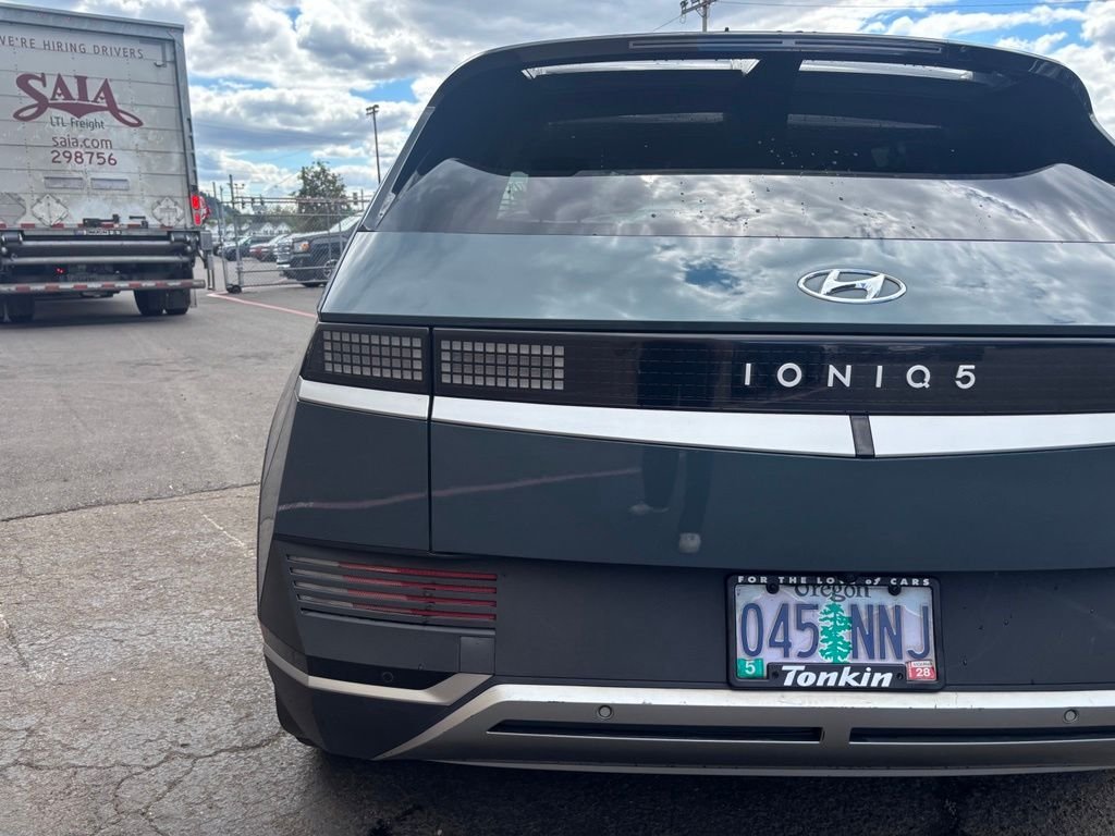Used 2023 Digital Teal Hyundai SEL image 8