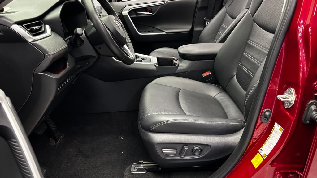 Used 2025 Red Toyota Limited image 13
