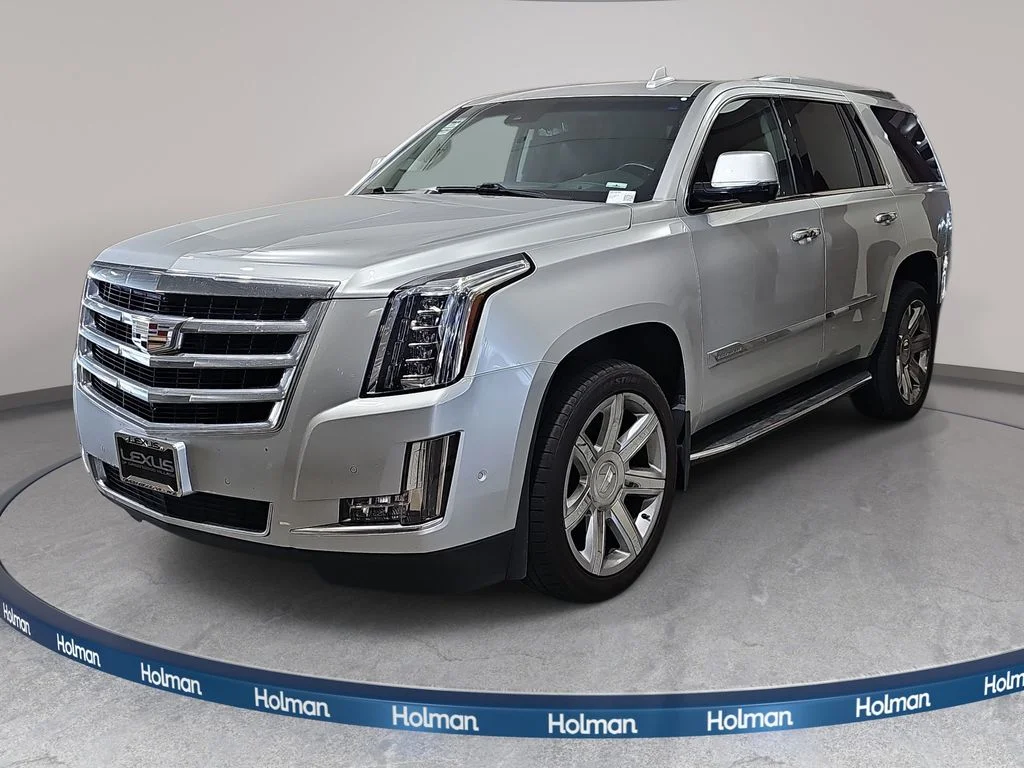 Used 2017 Silver Cadillac Luxury image 1