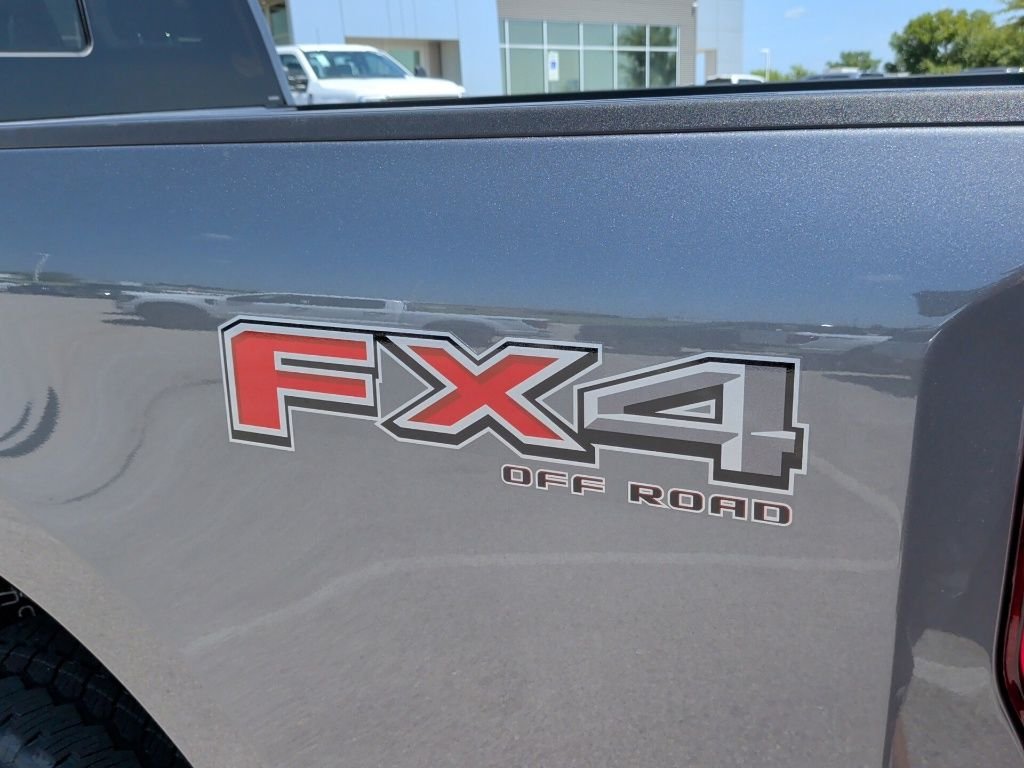 New 2026 Carbonized Gray Metallic Ford F-250® Lariat® image 46
