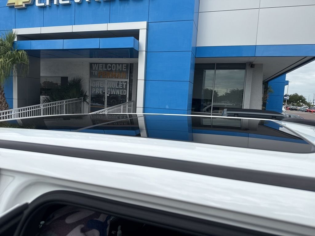 Used 2025  Ford King Ranch image 15