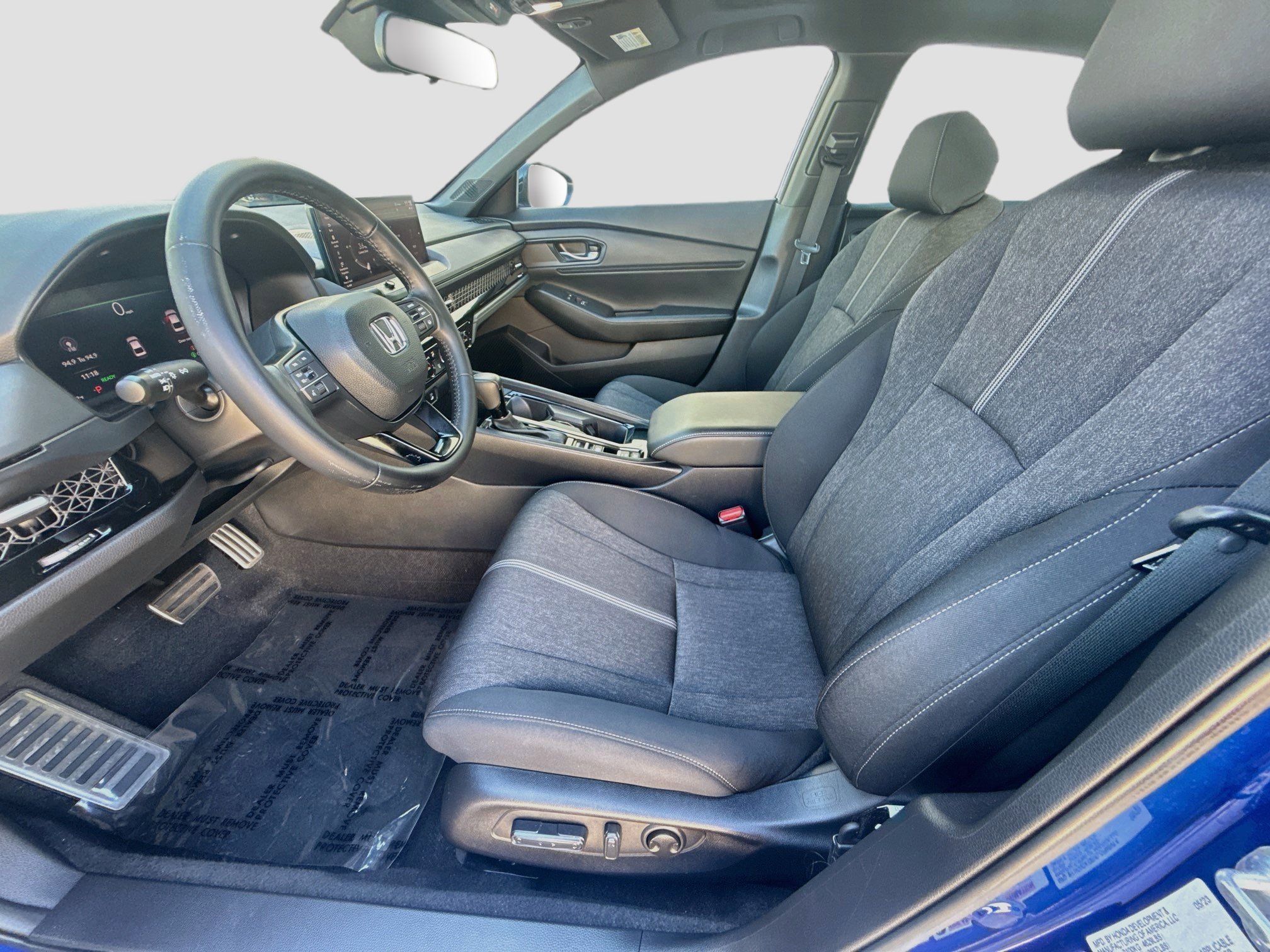 Used 2023  Honda Sport image 18