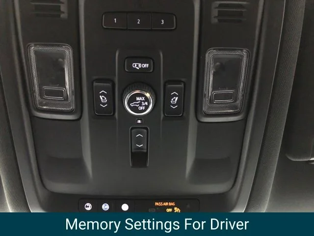 Used 2022 Steel Metallic Chevrolet RST image 23
