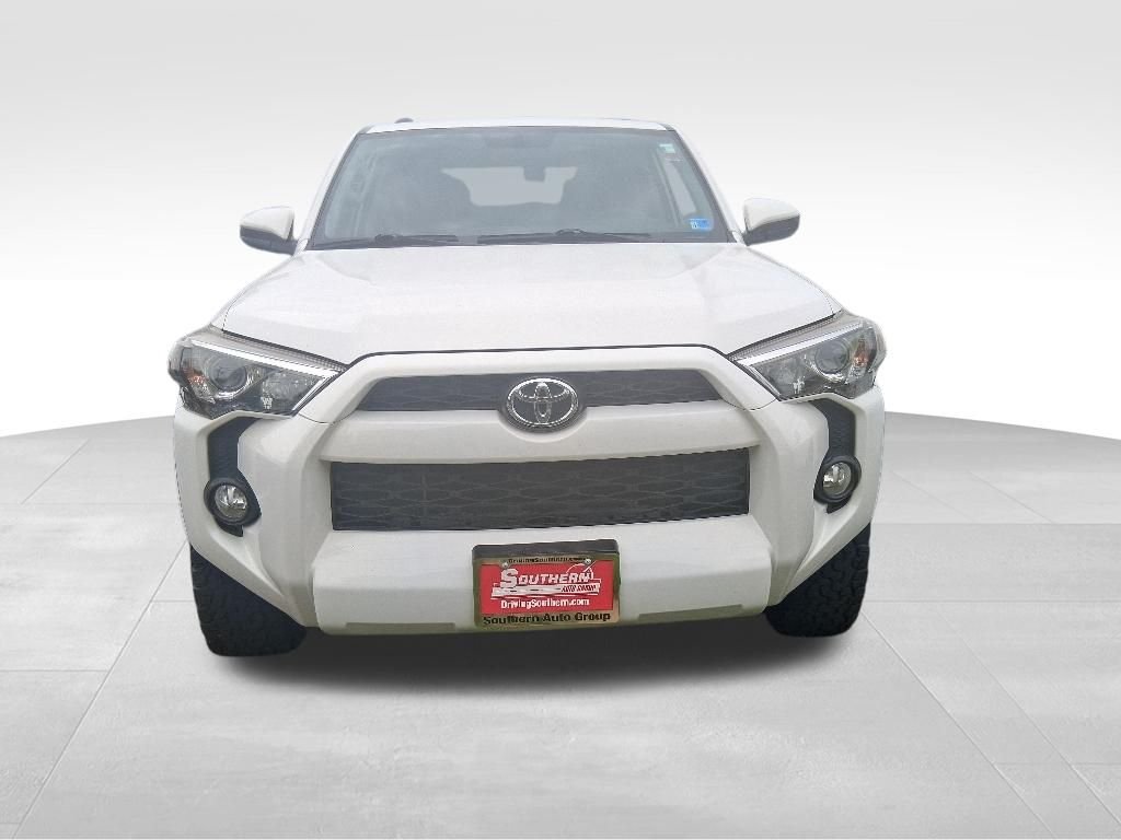 Used 2019 White Toyota SR5 image 2