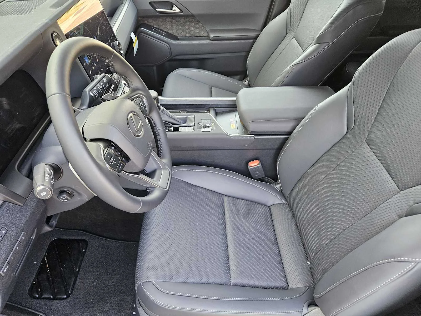 Certified Used 2026 INCOGNITO Lexus Premium+ image 8