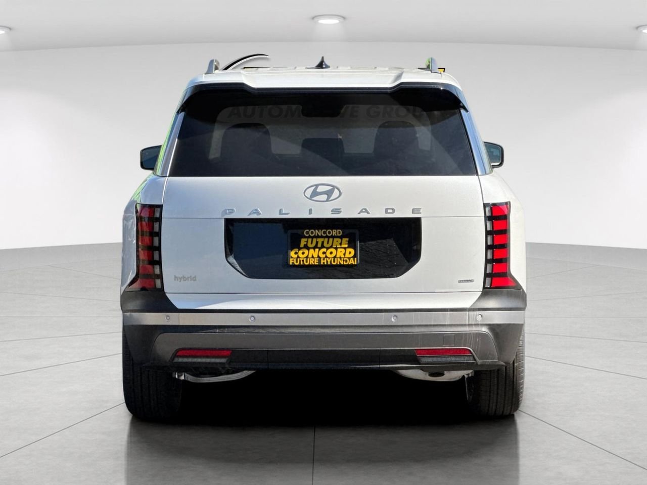 New 2026 White Hyundai SEL 8P image 4