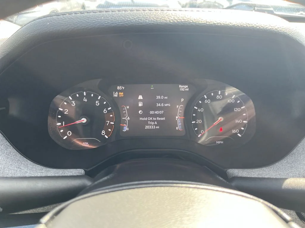 Used 2024 Blue Jeep Latitude image 15