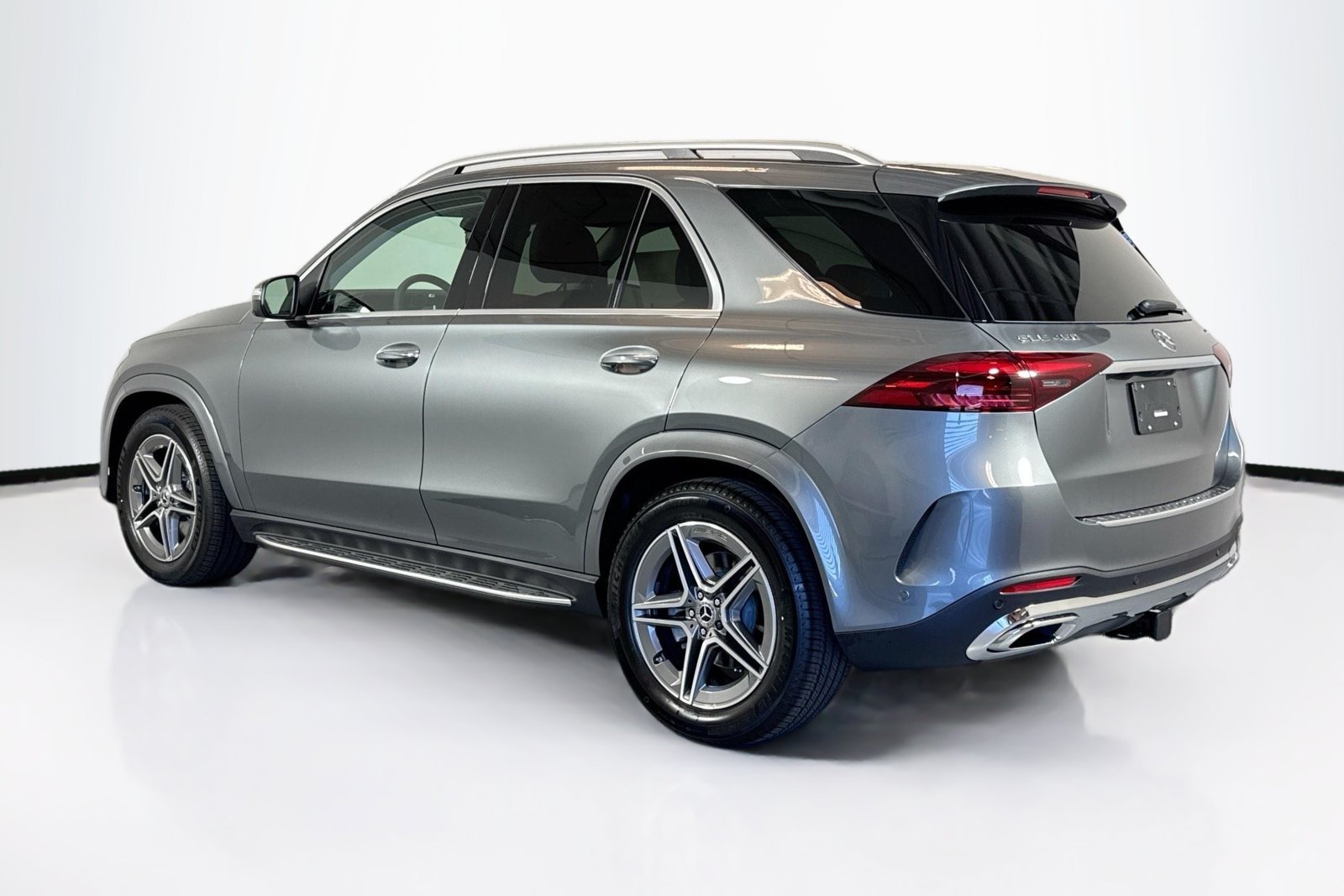 New 2026 Selenite Grey Metallic Mercedes-Benz GLE 450 image 7