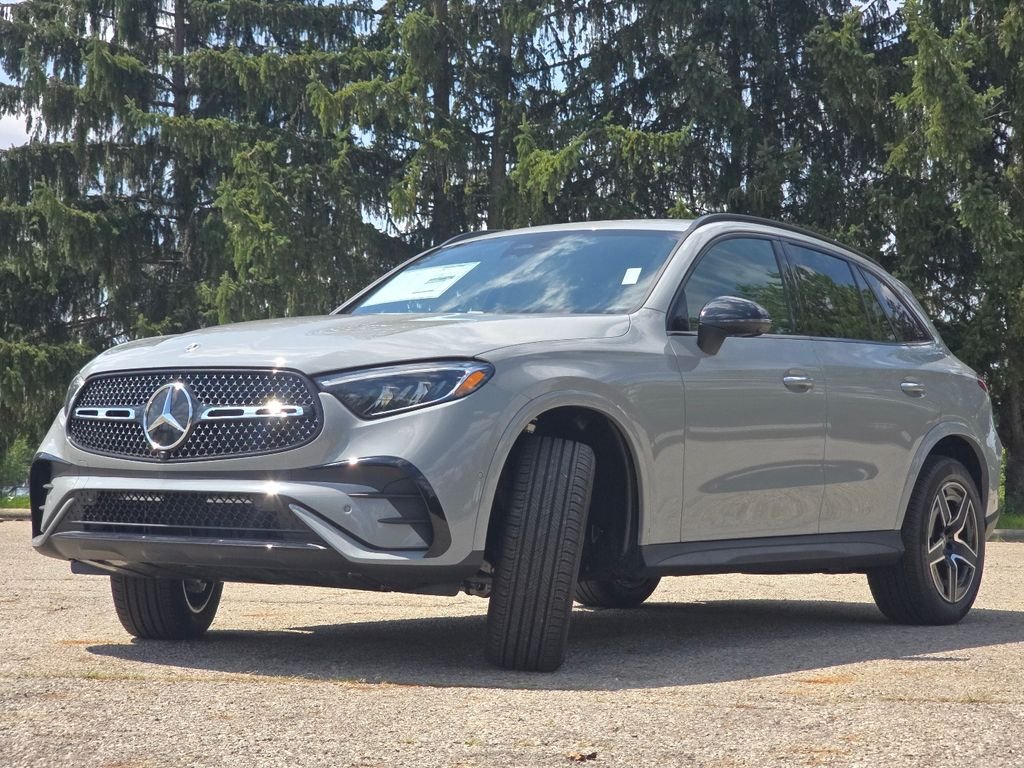 New 2026 MANUFAKTUR Alpine Grey Mercedes-Benz GLC 300 image 12