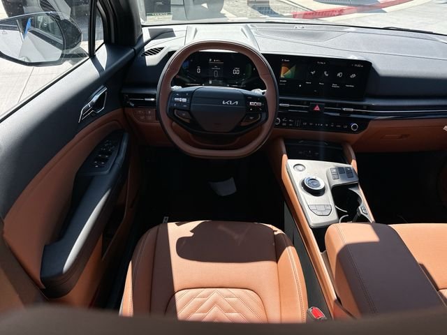 New 2027 Wolf Gray Kia X-Line image 24