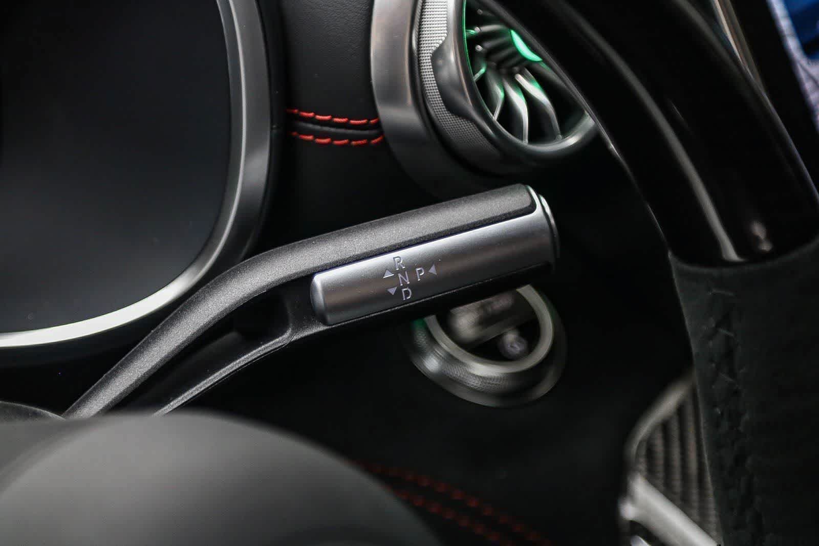 New 2025 MANUFAKTUR paint MANUFAKTUR opalite white magno Mercedes-Benz AMG® GT 63 Coupe image 17